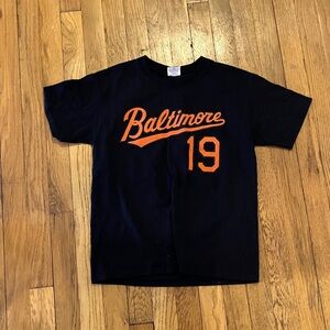 Jerzees boys size large Baltimore orioles 19 Davis black tee shirts